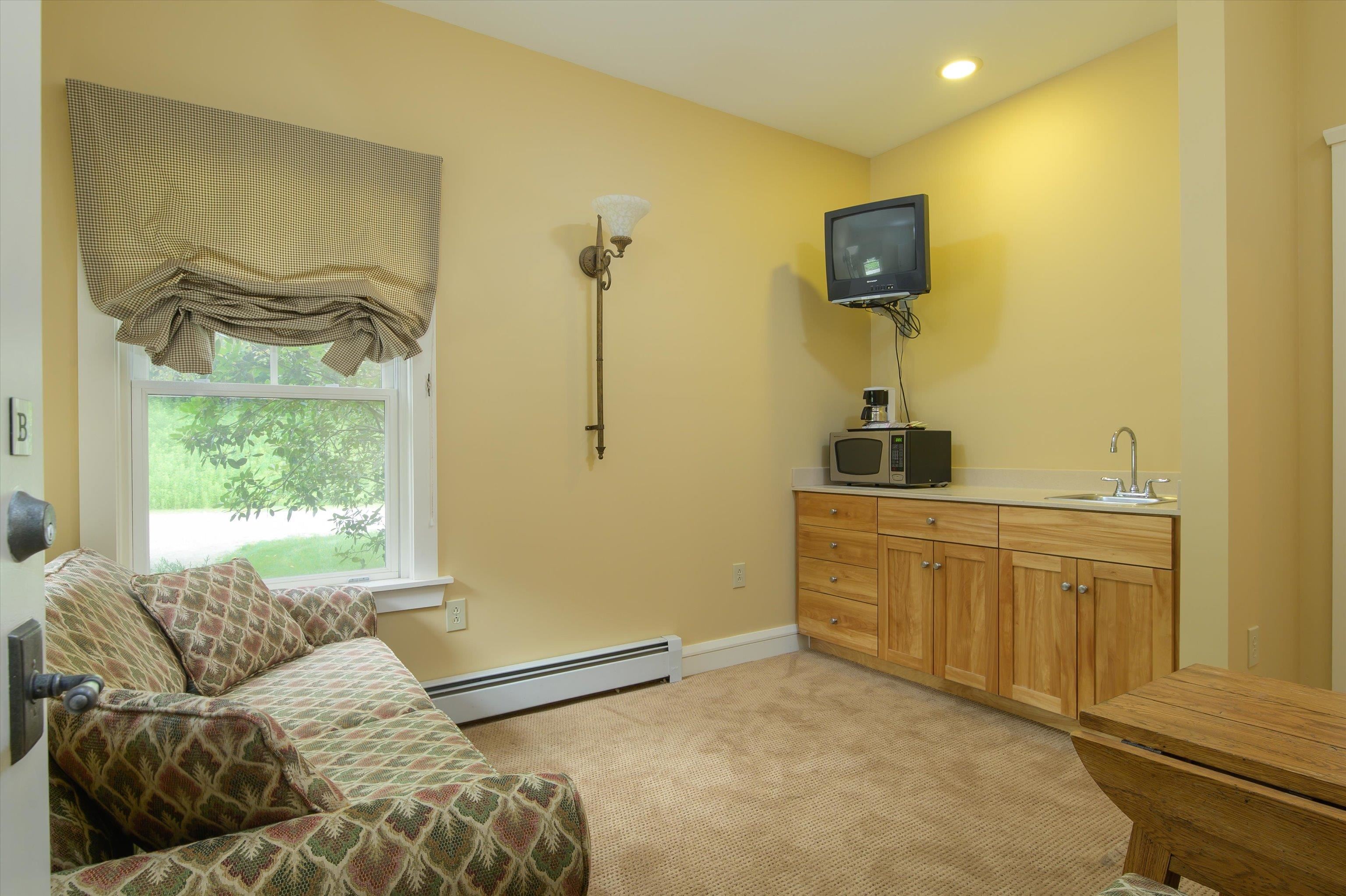 44 Freeman Road Unit: B2