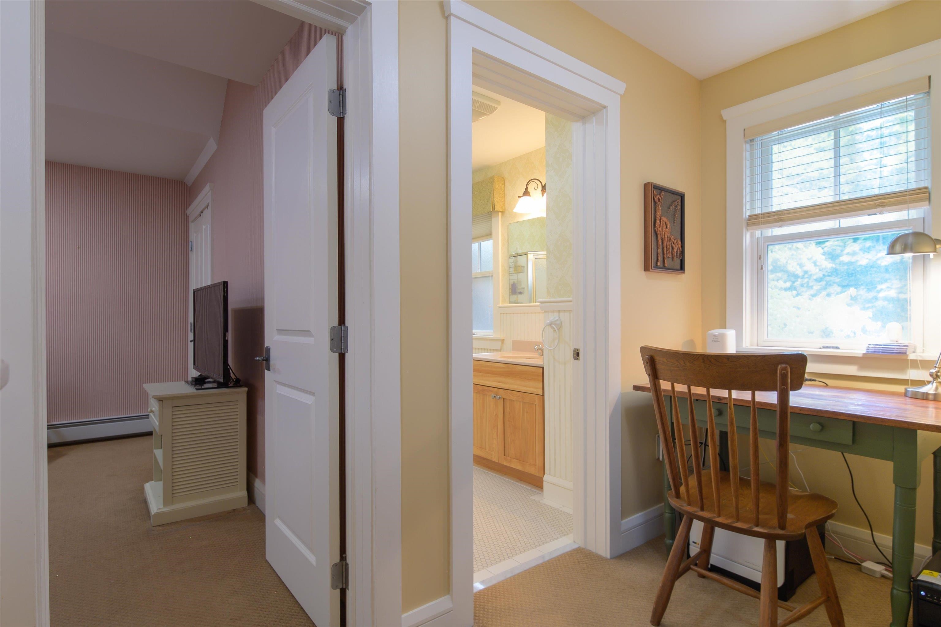 44 Freeman Road Unit: B2