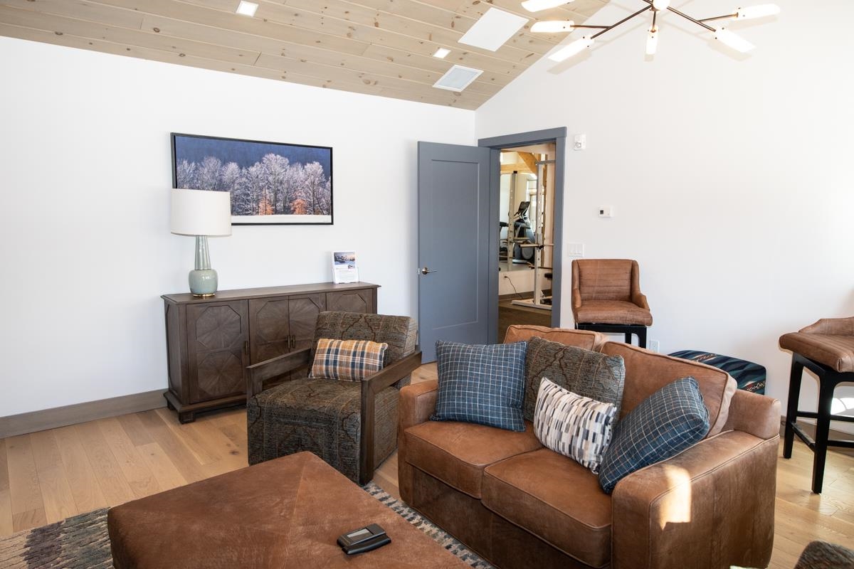 37 Village Center Road Unit: Blue Spruce #4
