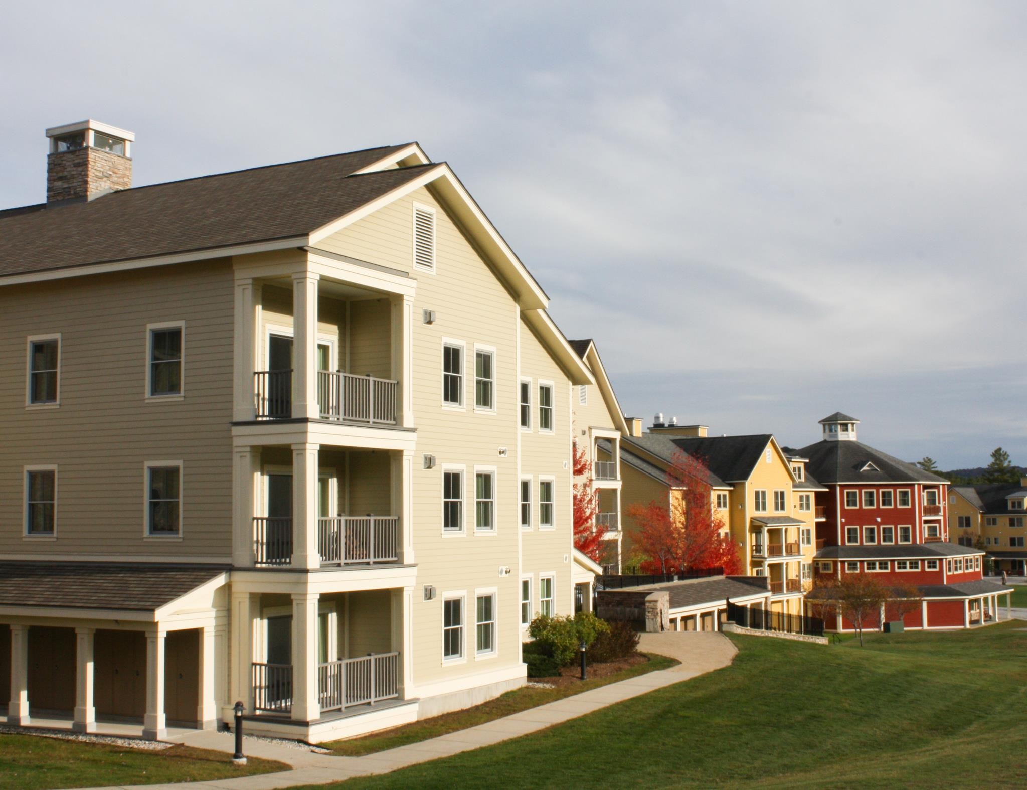 710/712 Qtr. I V Adams House