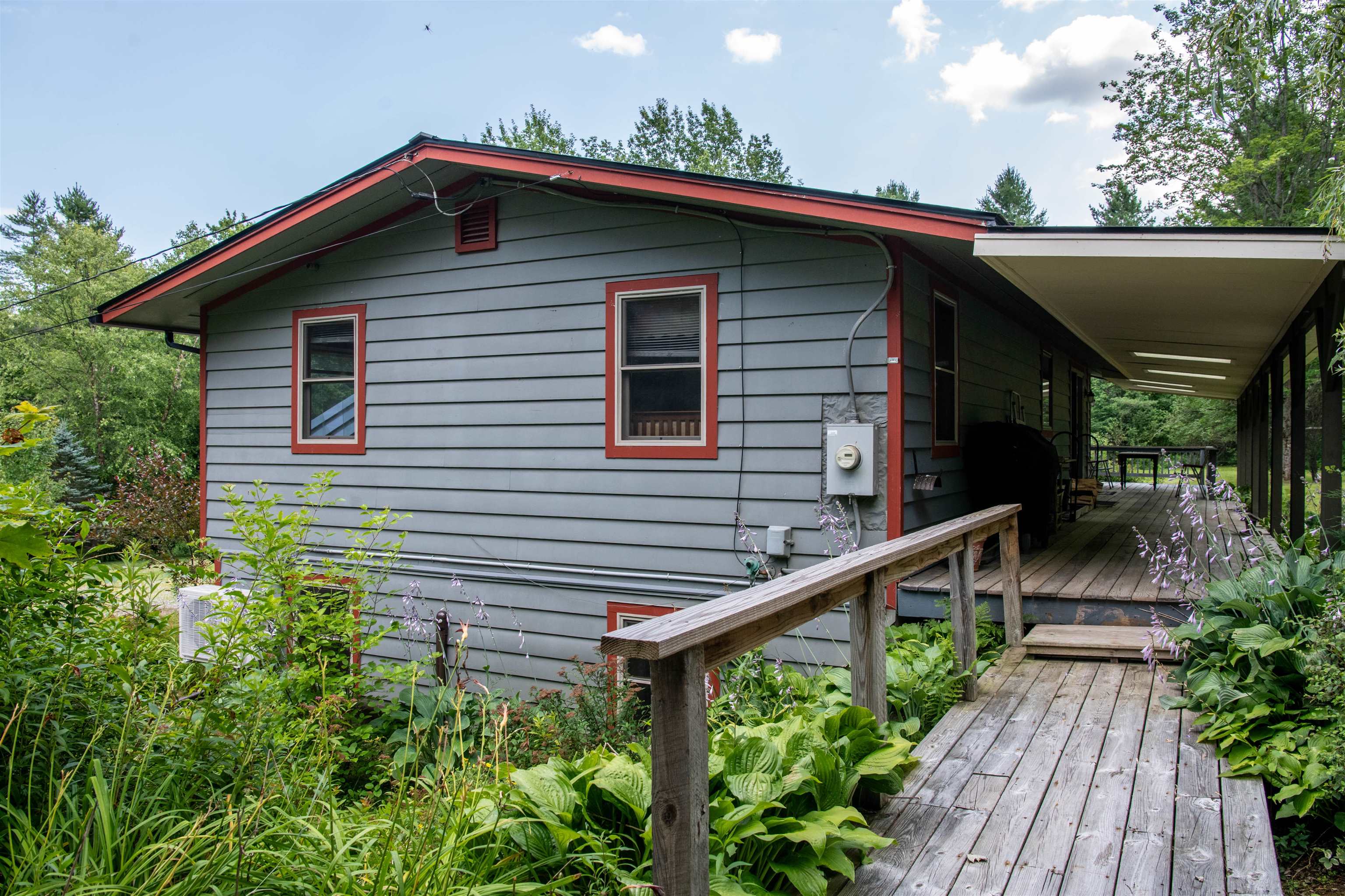 1545 East Hill Road