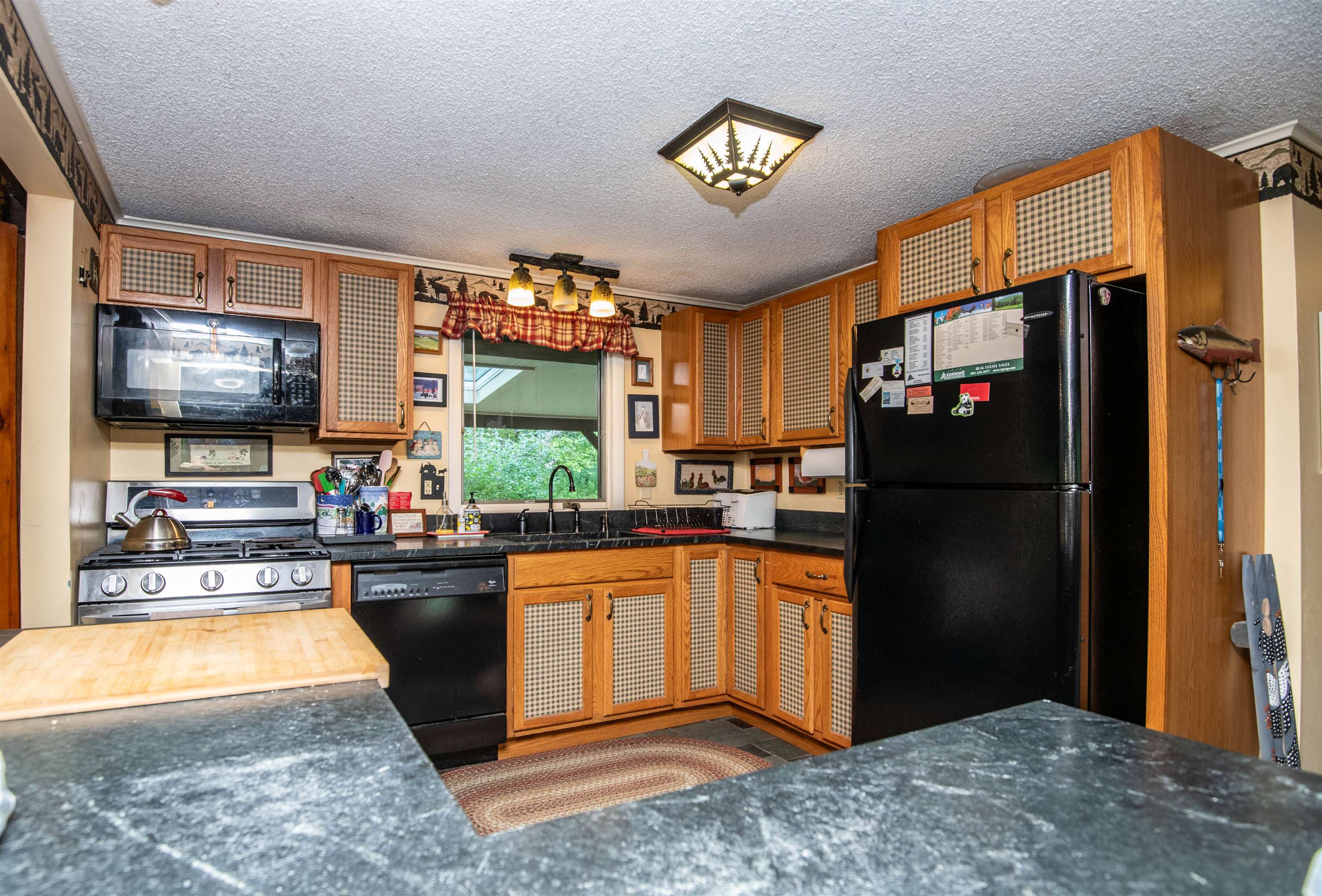 1545 East Hill Road