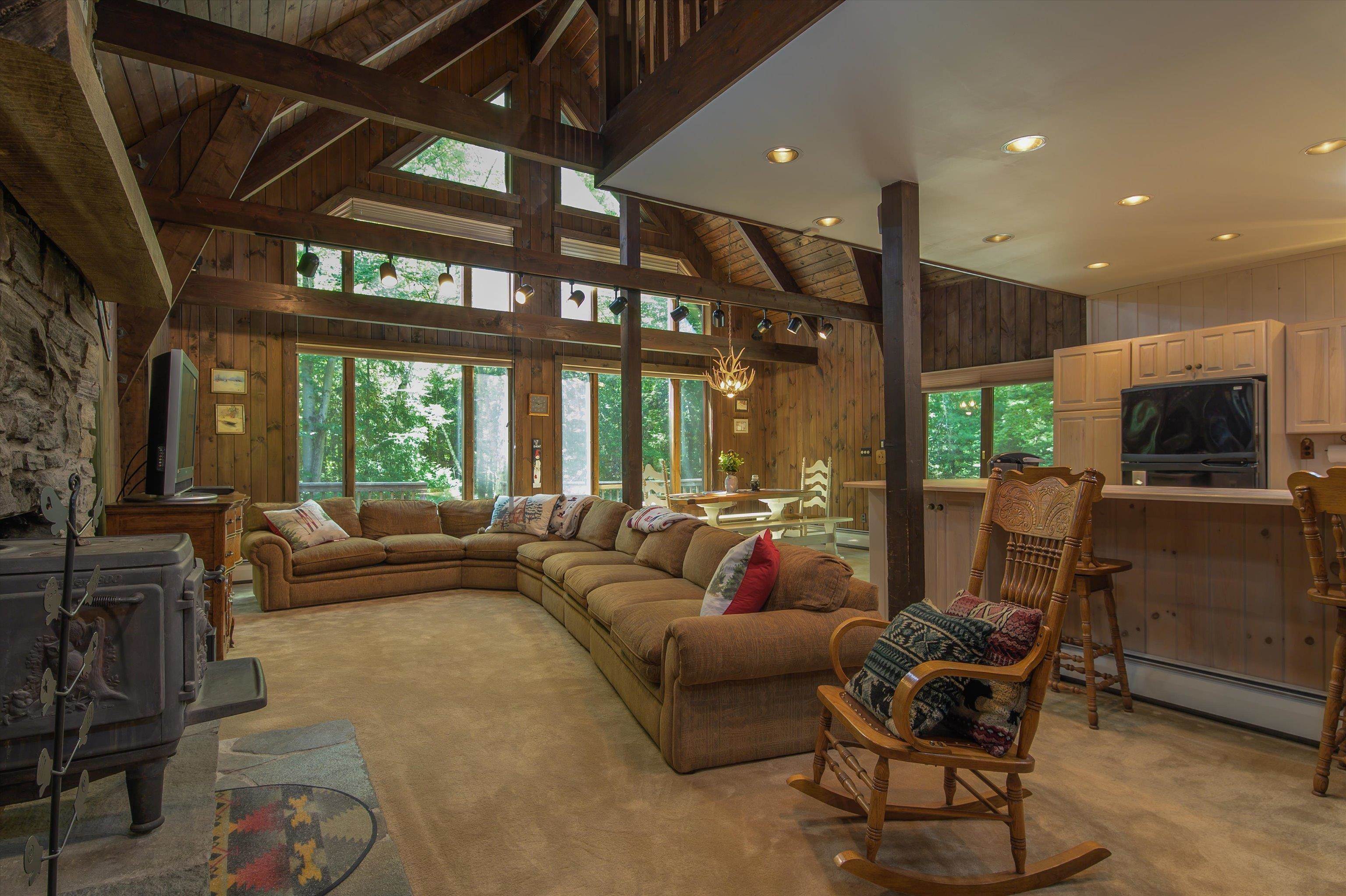 220 Ellison Loop Road