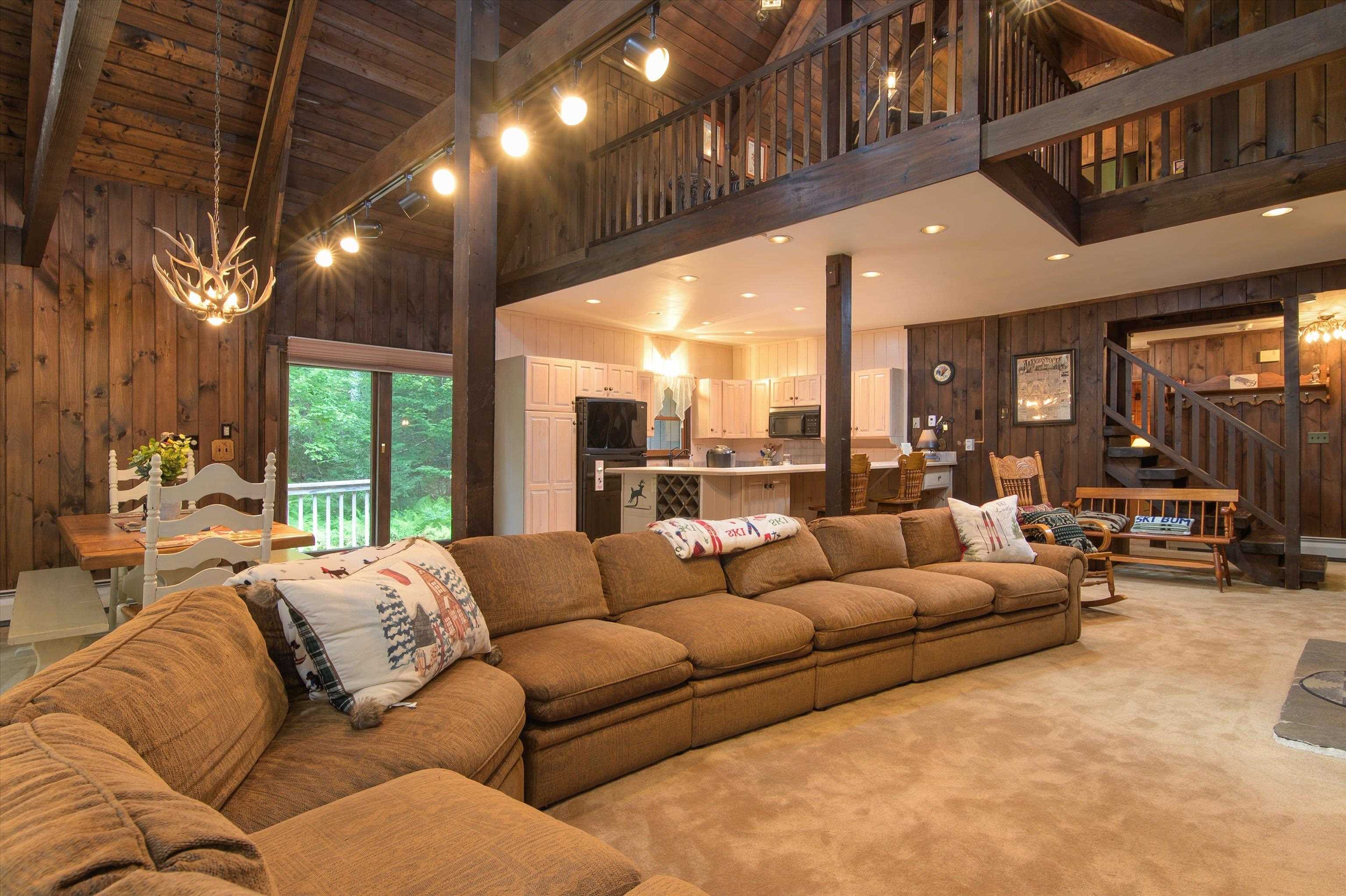 220 Ellison Loop Road