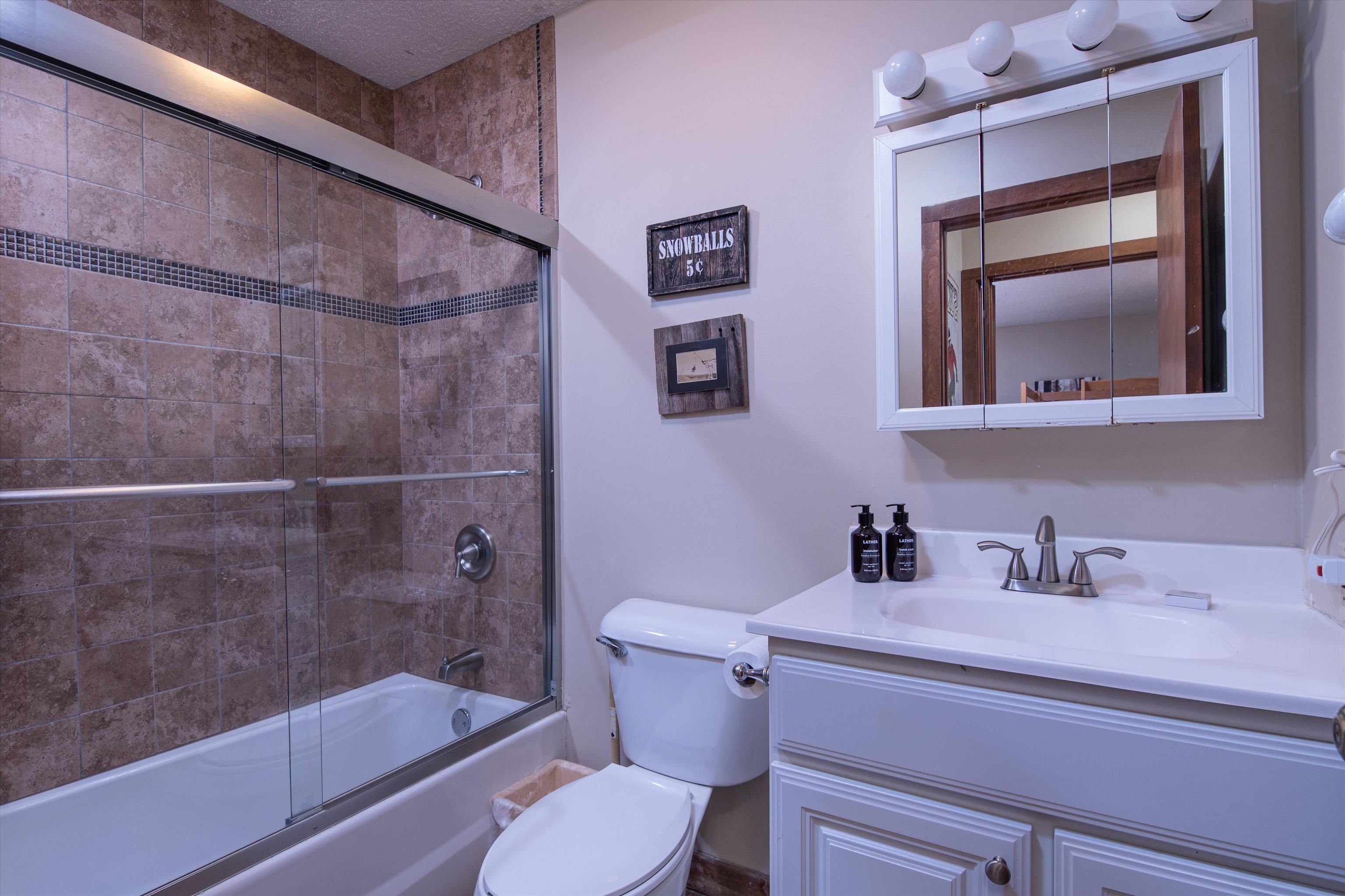 100 Kettlebrook Road Unit: E4