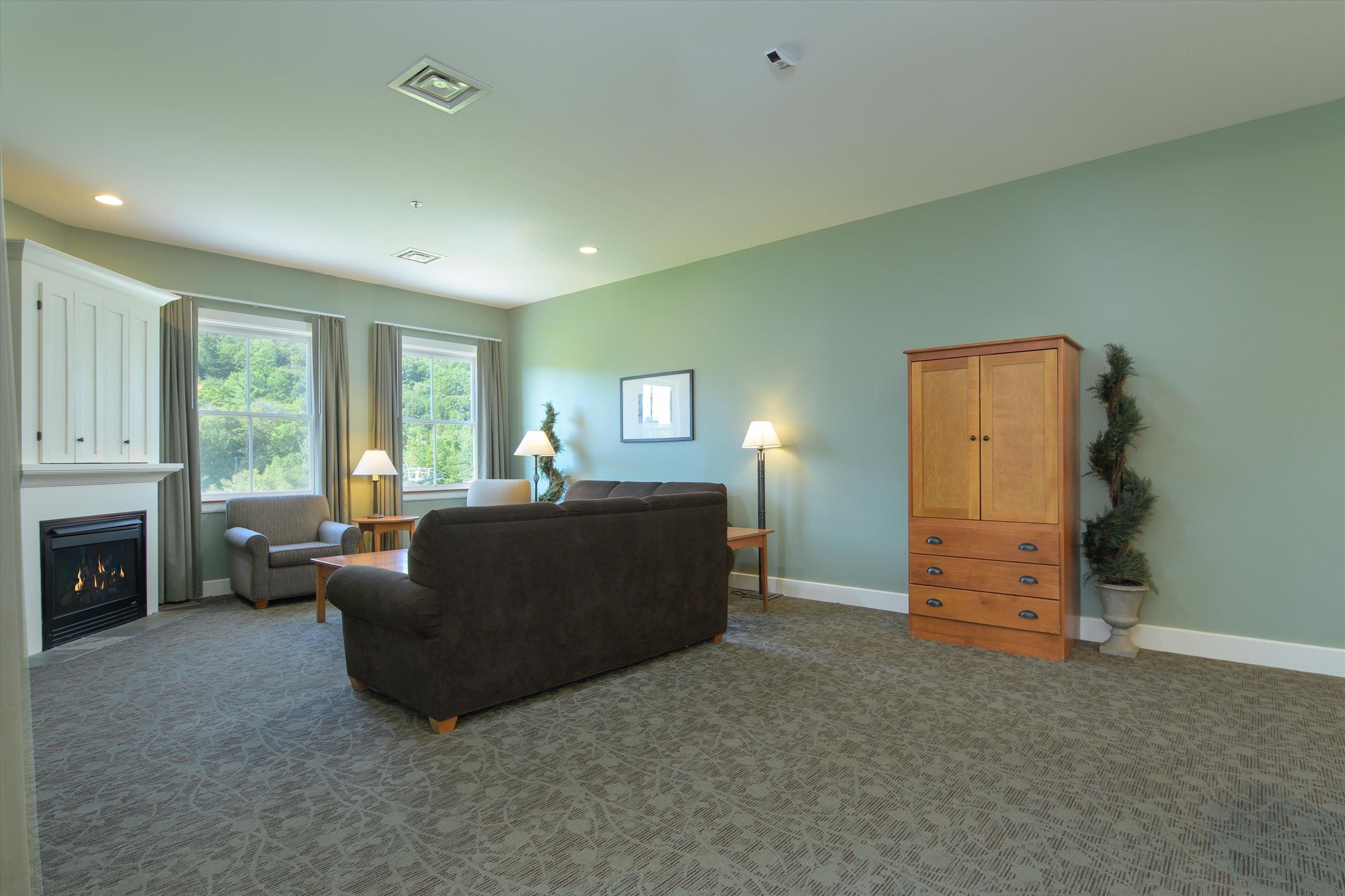 447 Qtr. I I I Jackson Gore Inn