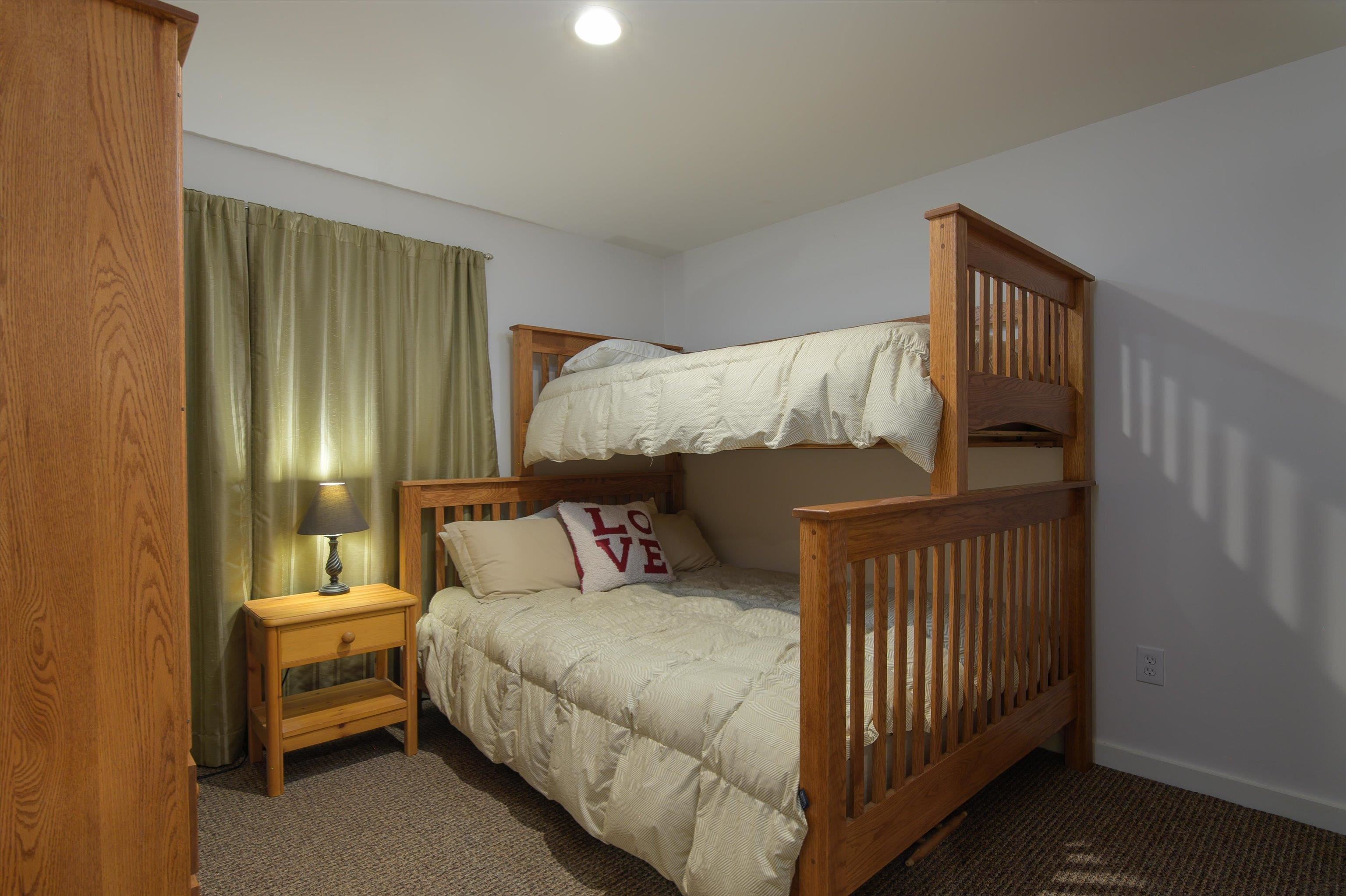 88 North Village Road Unit: 1