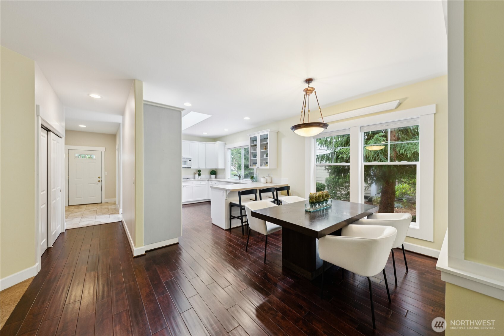 2218 Cascade Court