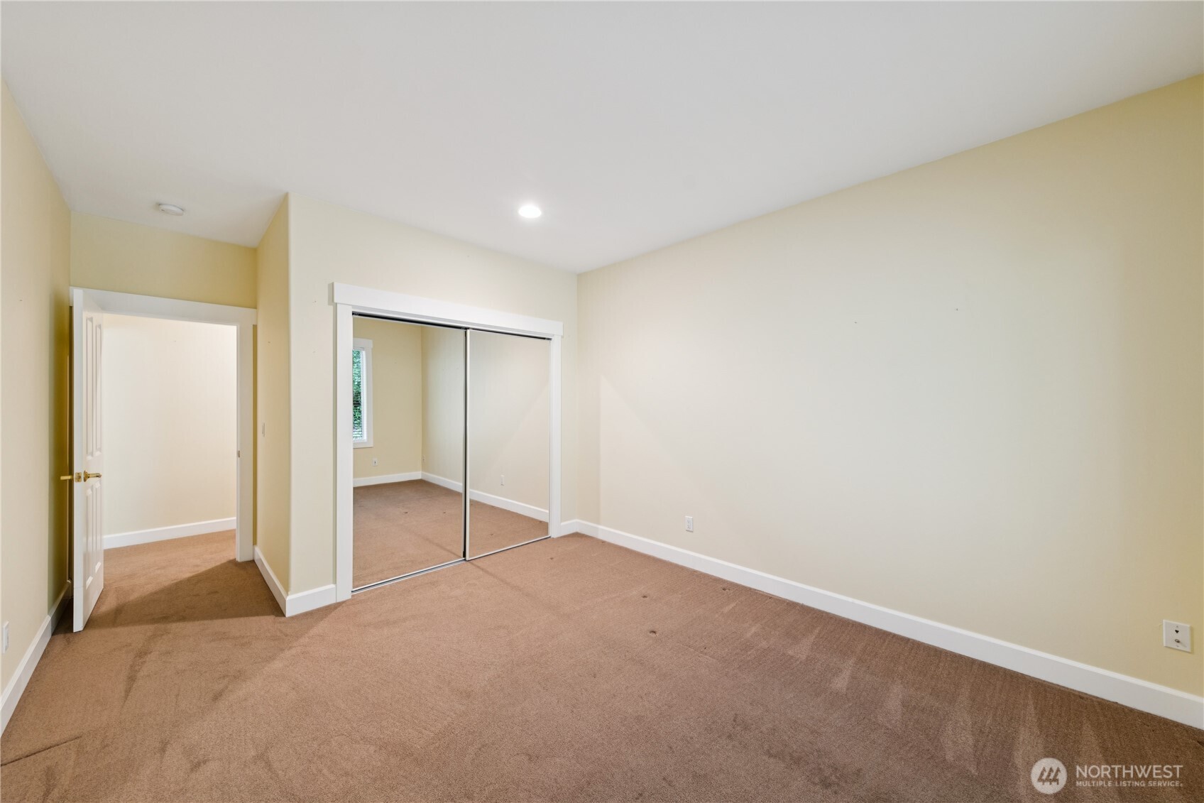 2218 Cascade Court