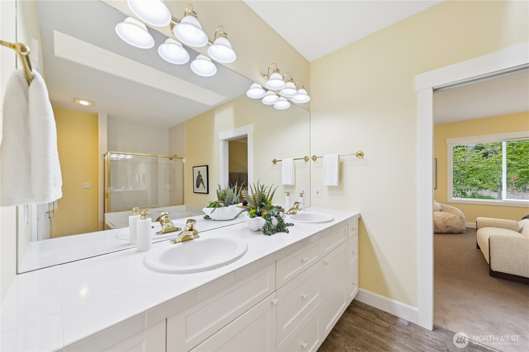 2218 Cascade Court