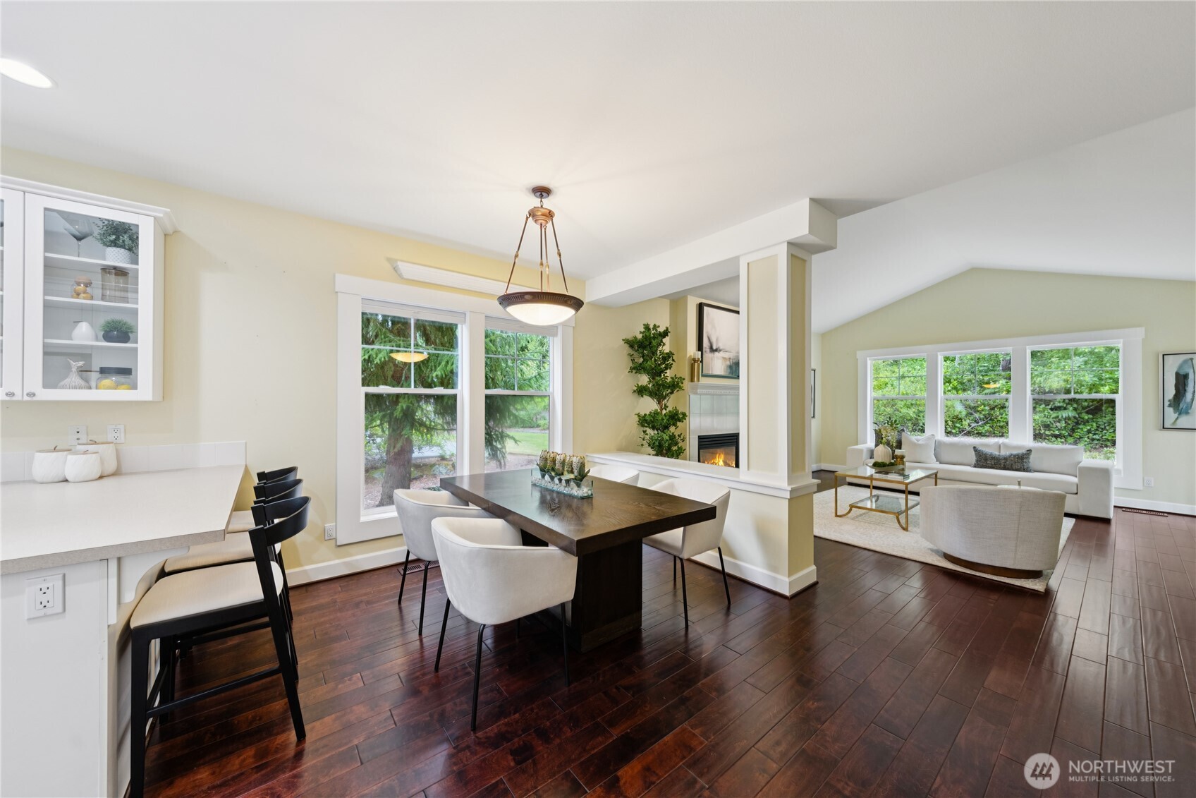 2218 Cascade Court
