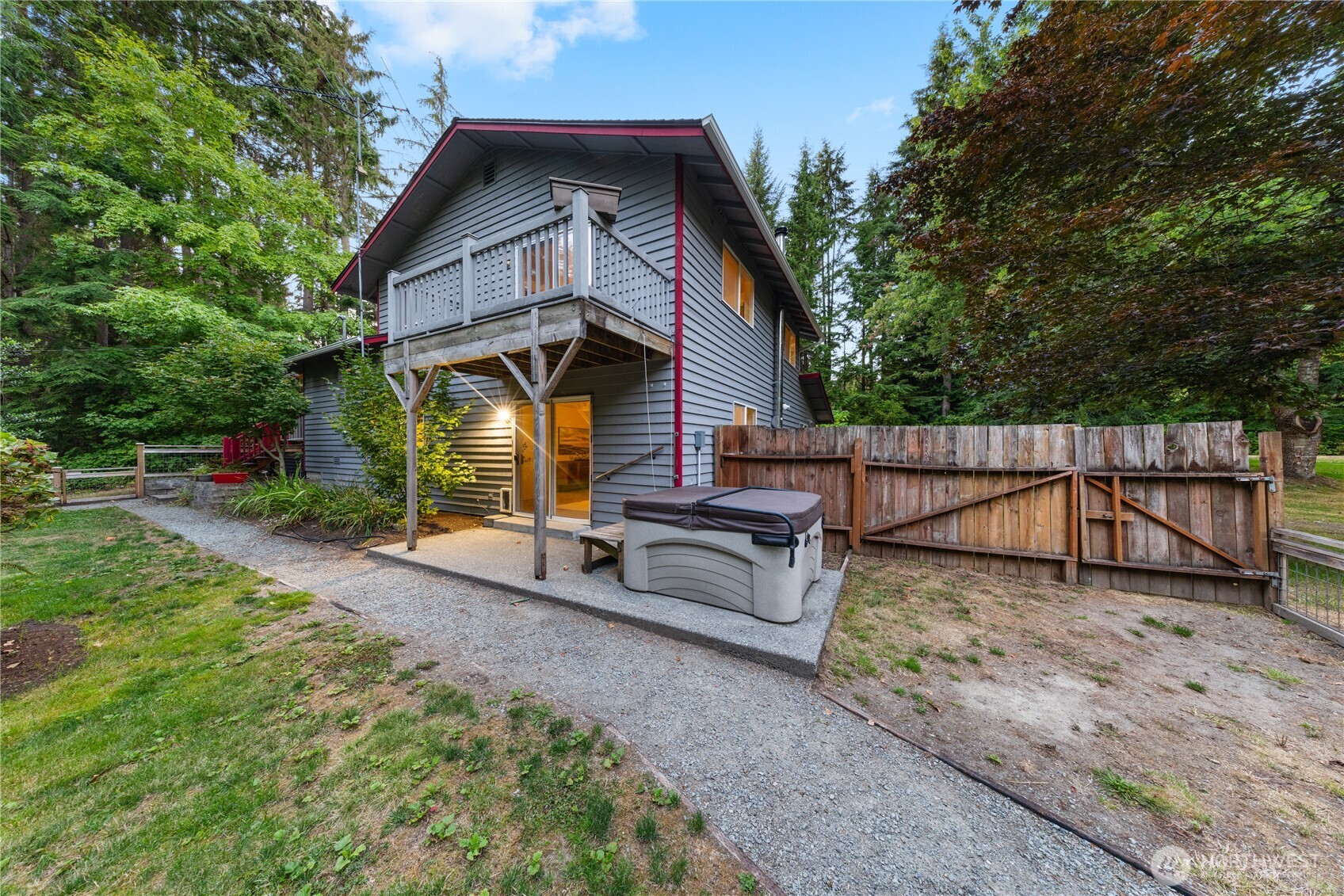 9625 101st Avenue NE