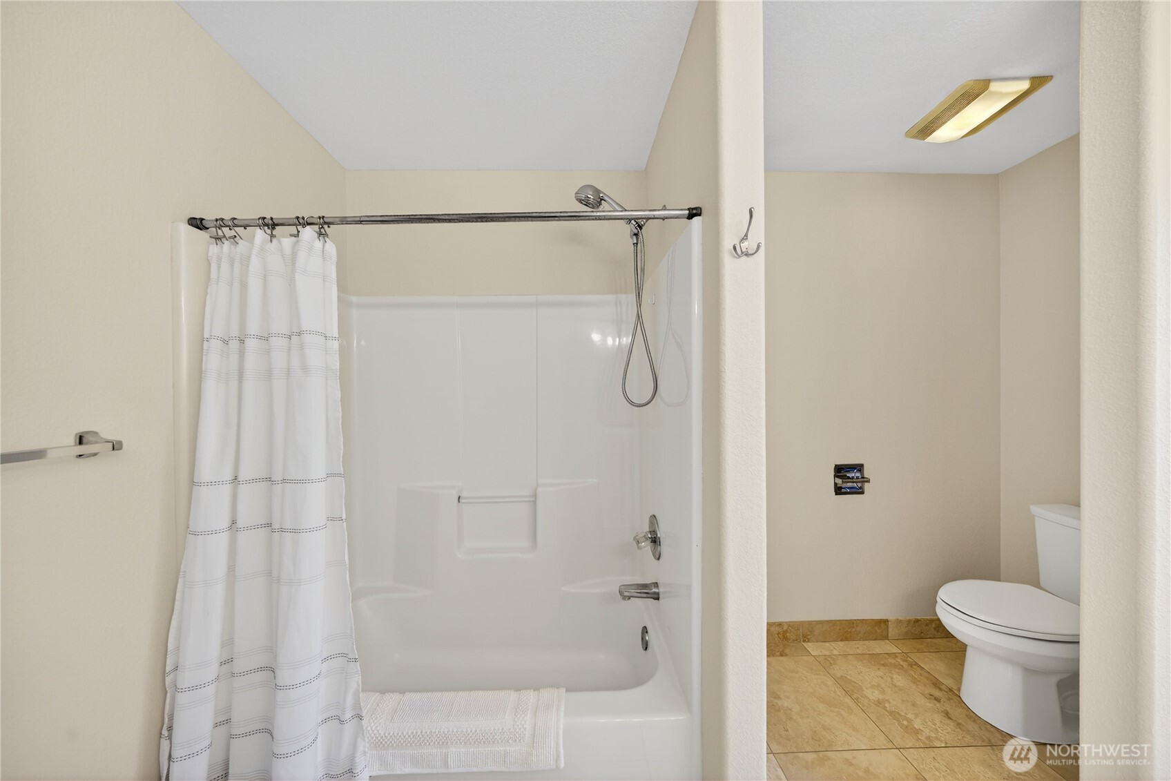 1901 Copper Pond Place