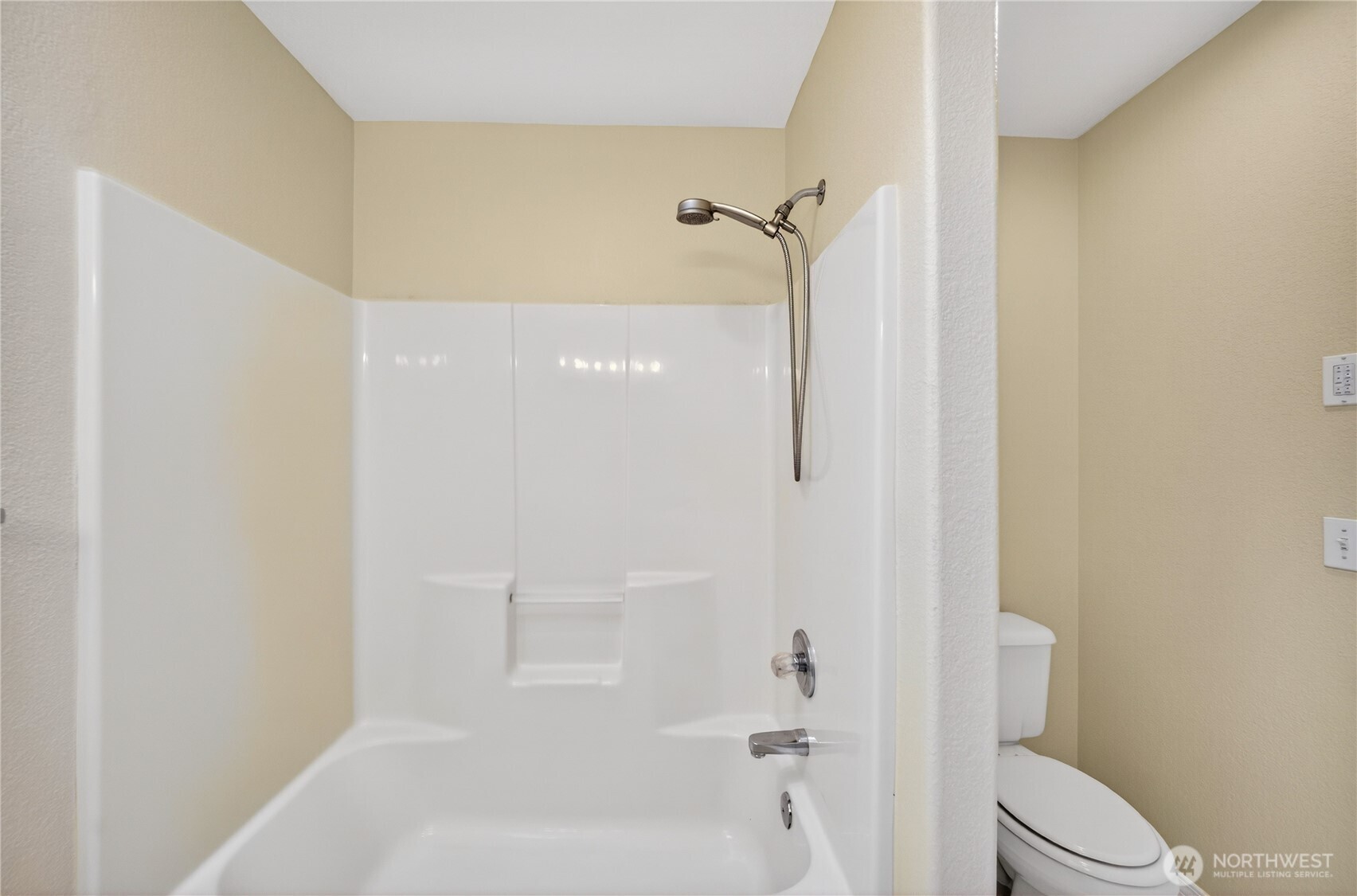 1901 Copper Pond Place