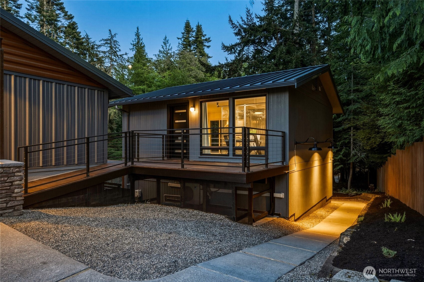 4101 Edith Point