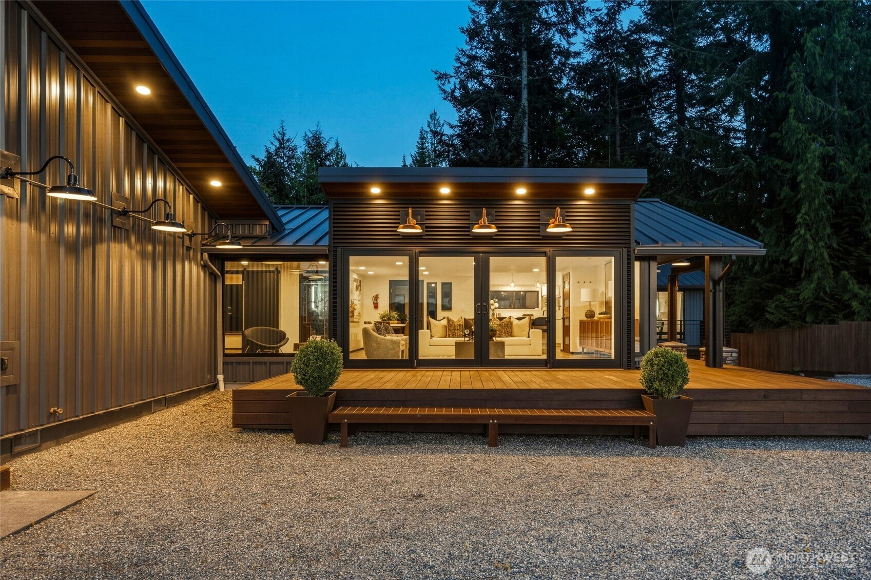 4101 Edith Point