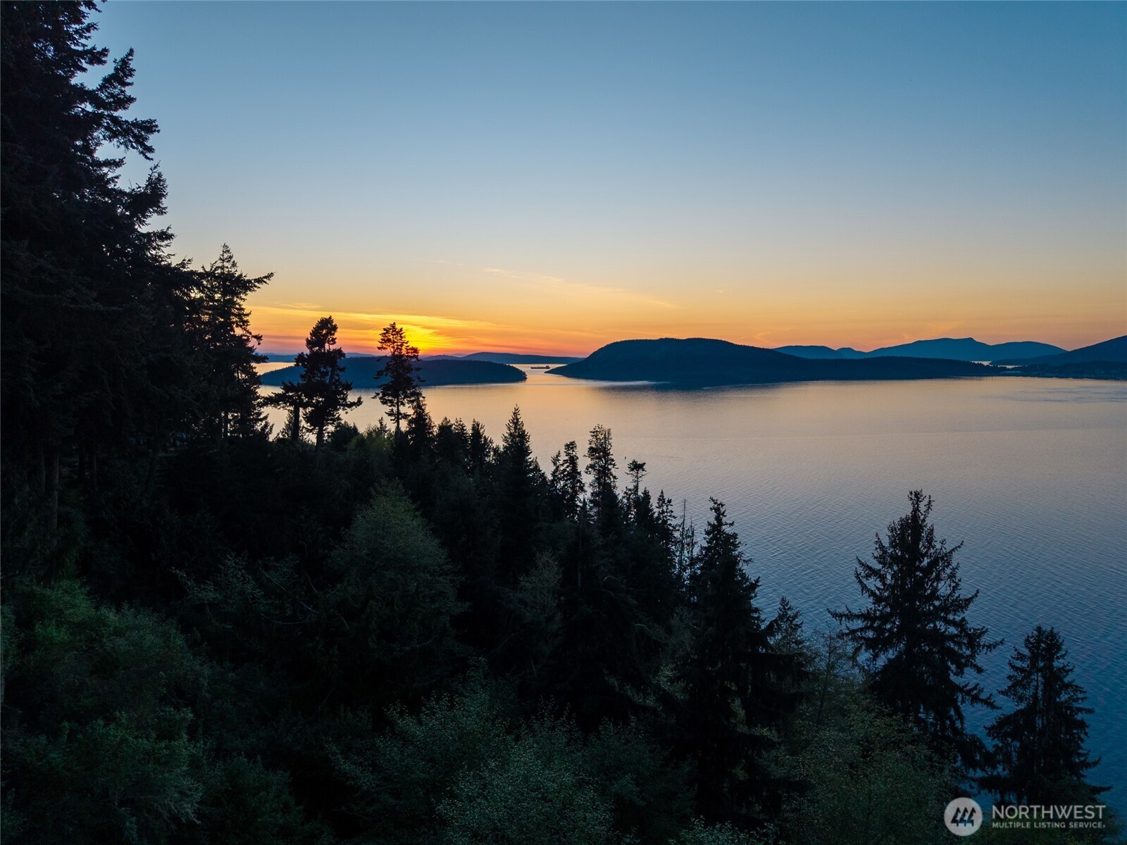 4101 Edith Point