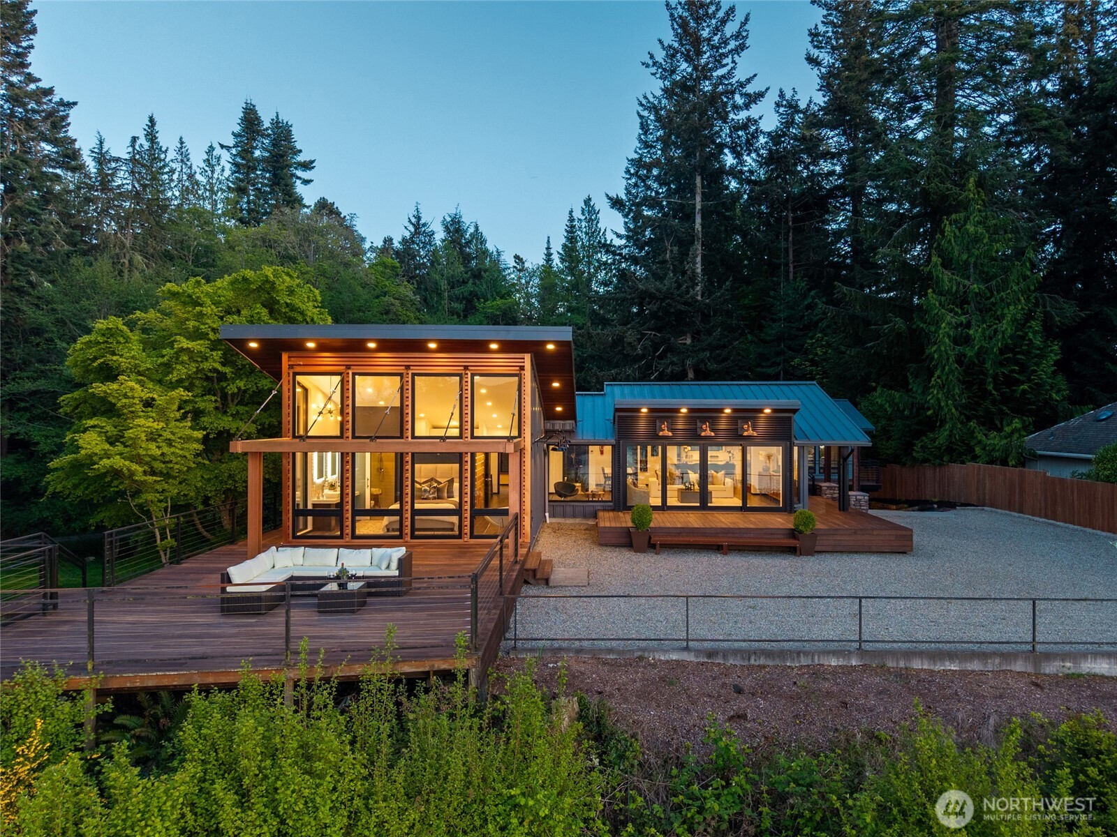 4101 Edith Point