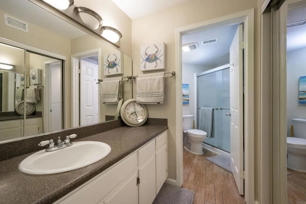 400 N The Strand Unit 51, Oceanside Unit: 51