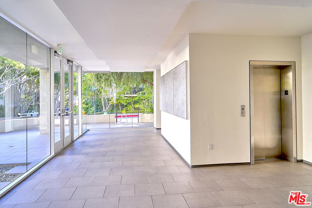 9005 Cynthia St Unit: 412