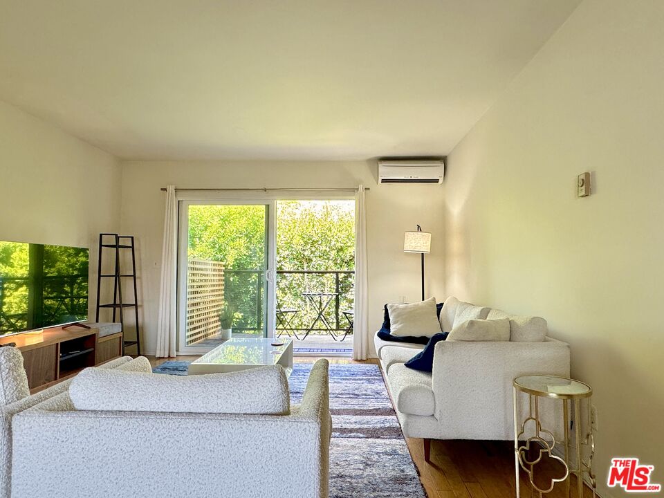 9005 Cynthia St Unit: 409