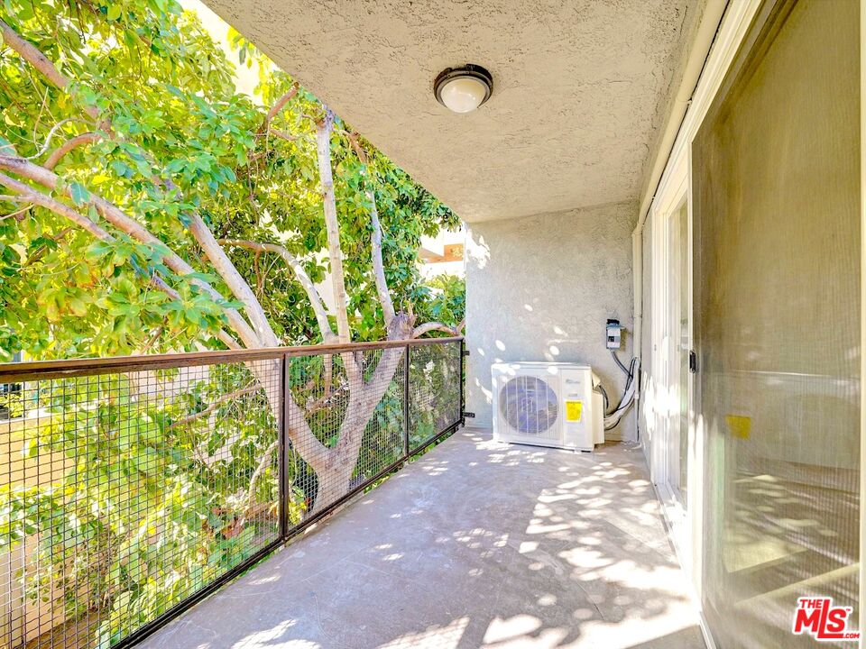 9005 Cynthia St Unit: 412