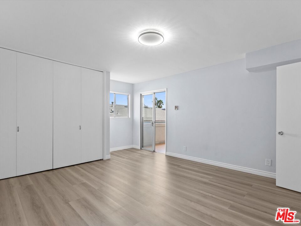 7949 Selma Ave Unit: 12