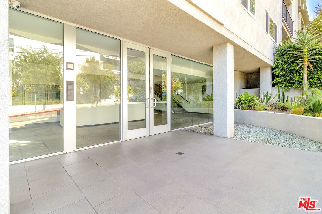 9005 Cynthia St Unit: 215