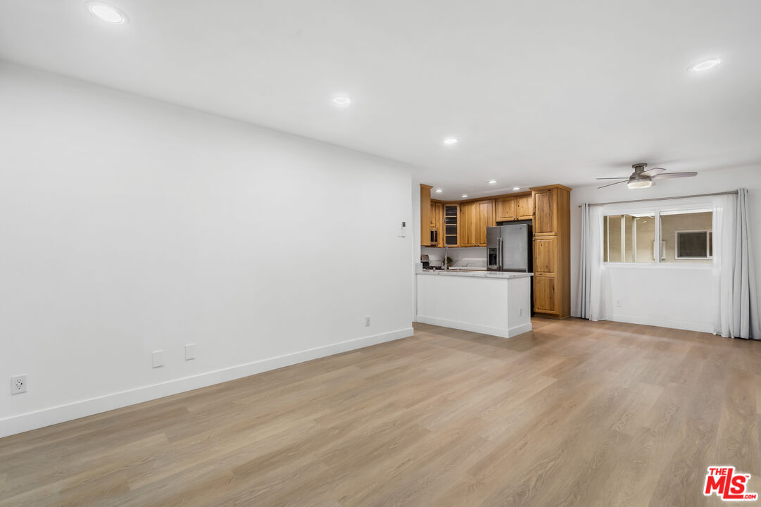 9005 Cynthia St Unit: 116