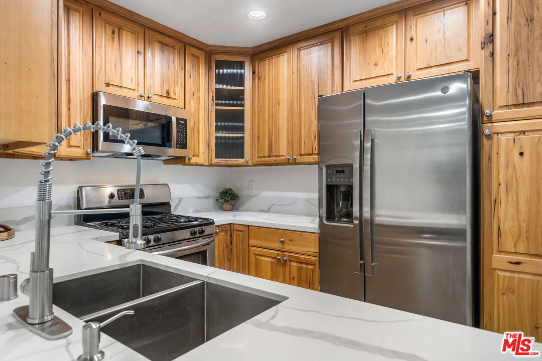 9005 Cynthia St Unit: 116