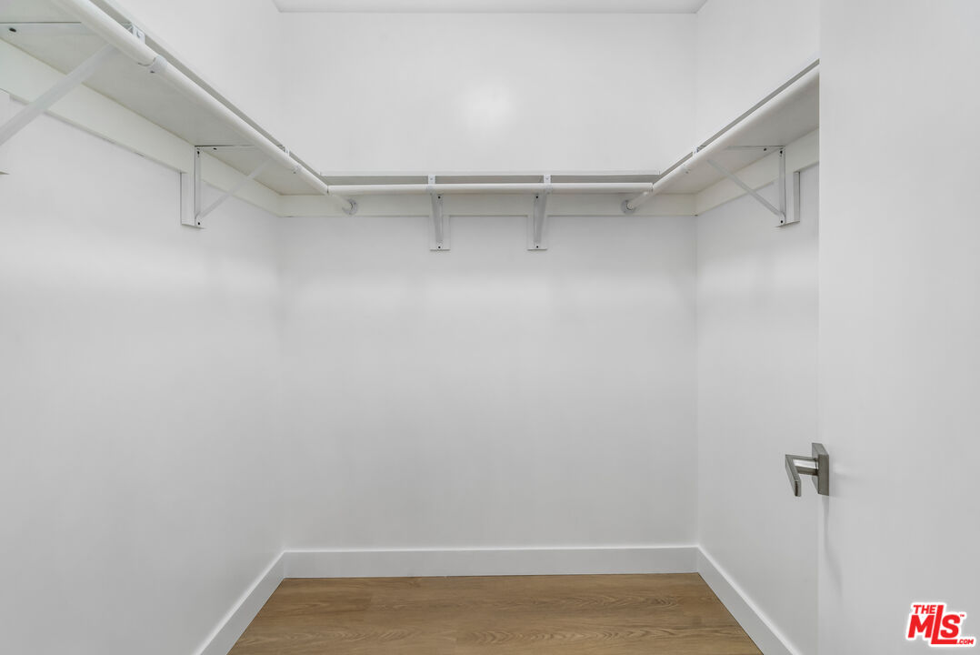 9005 Cynthia St Unit: 116