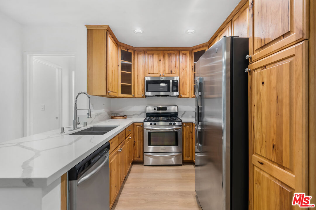 9005 Cynthia St Unit: 116