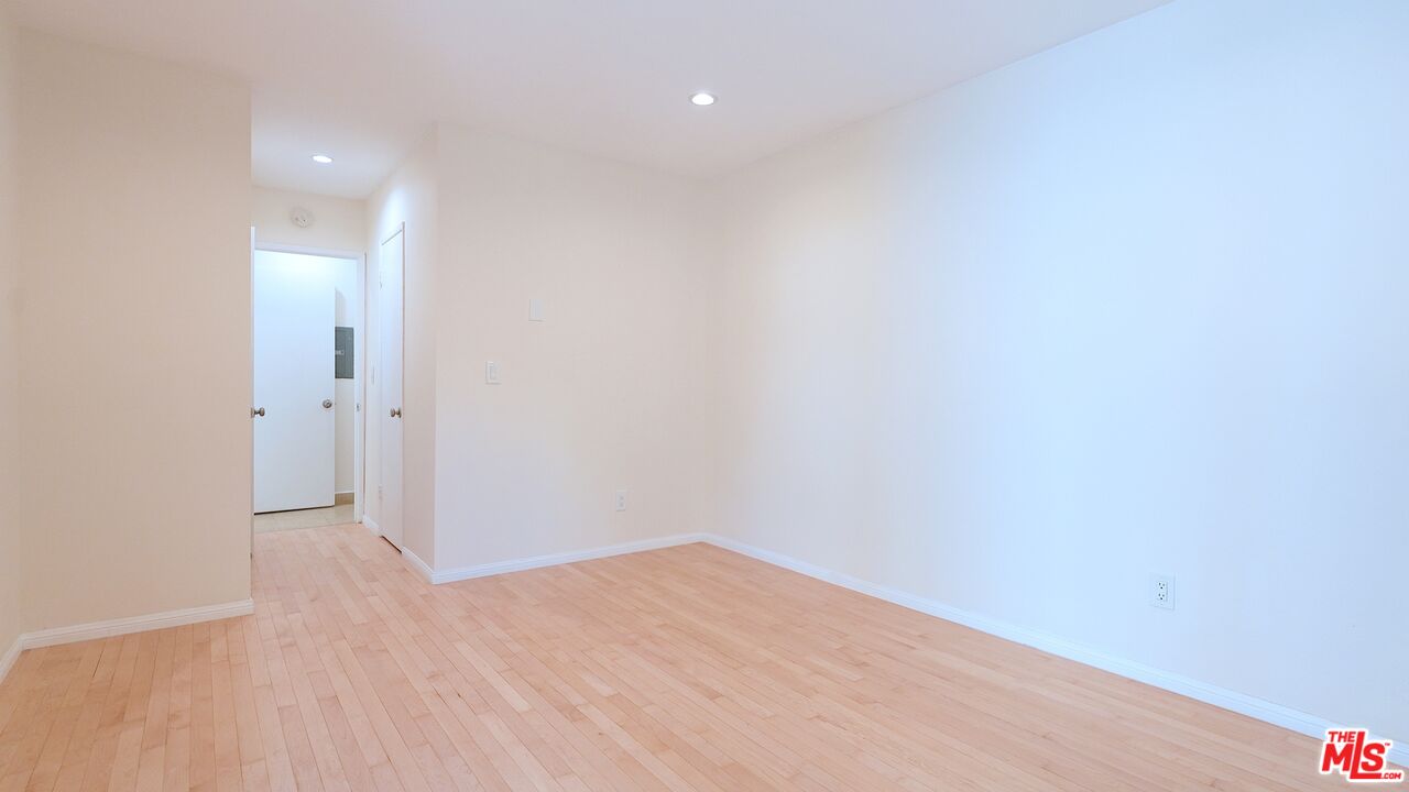 9005 Cynthia St Unit: 414