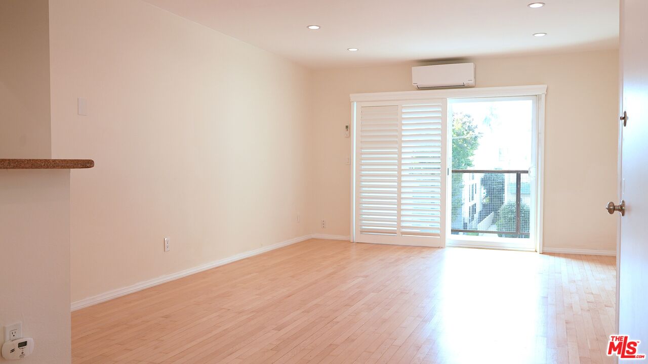 9005 Cynthia St Unit: 414