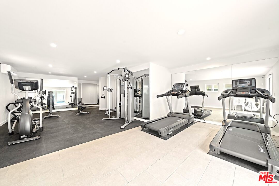 9005 Cynthia St Unit: 414