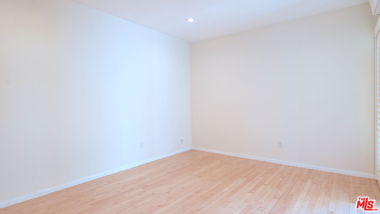 9005 Cynthia St Unit: 414