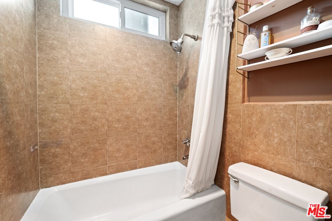 9005 Cynthia St Unit: 414