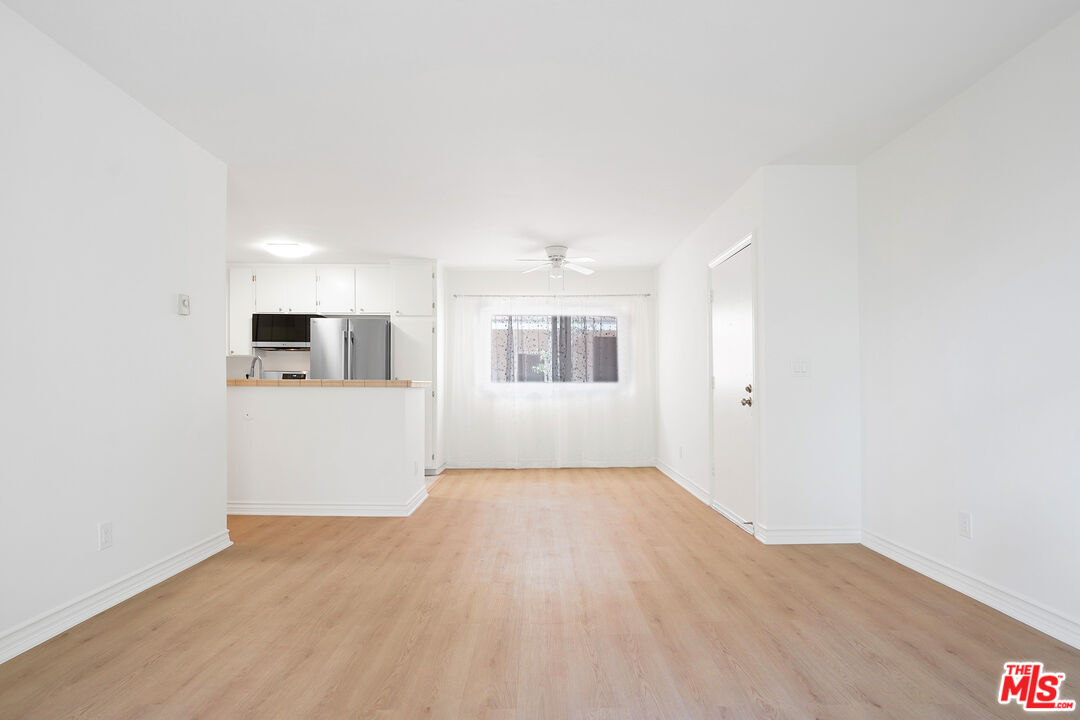 9005 Cynthia St Unit: 103