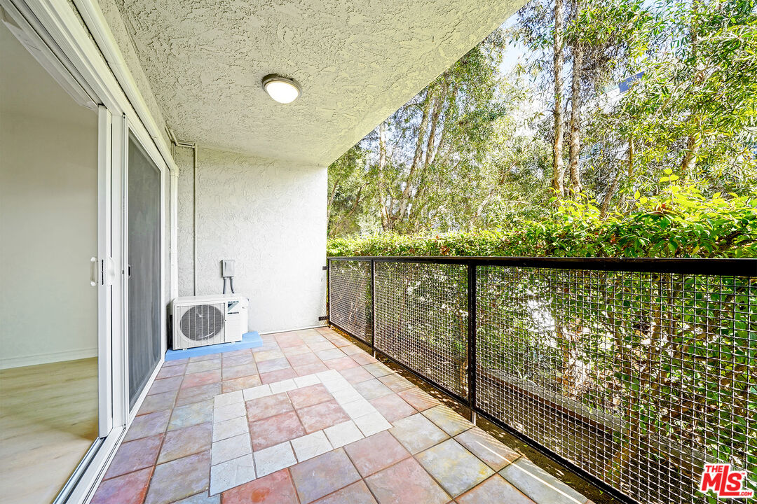 9005 Cynthia St Unit: 103