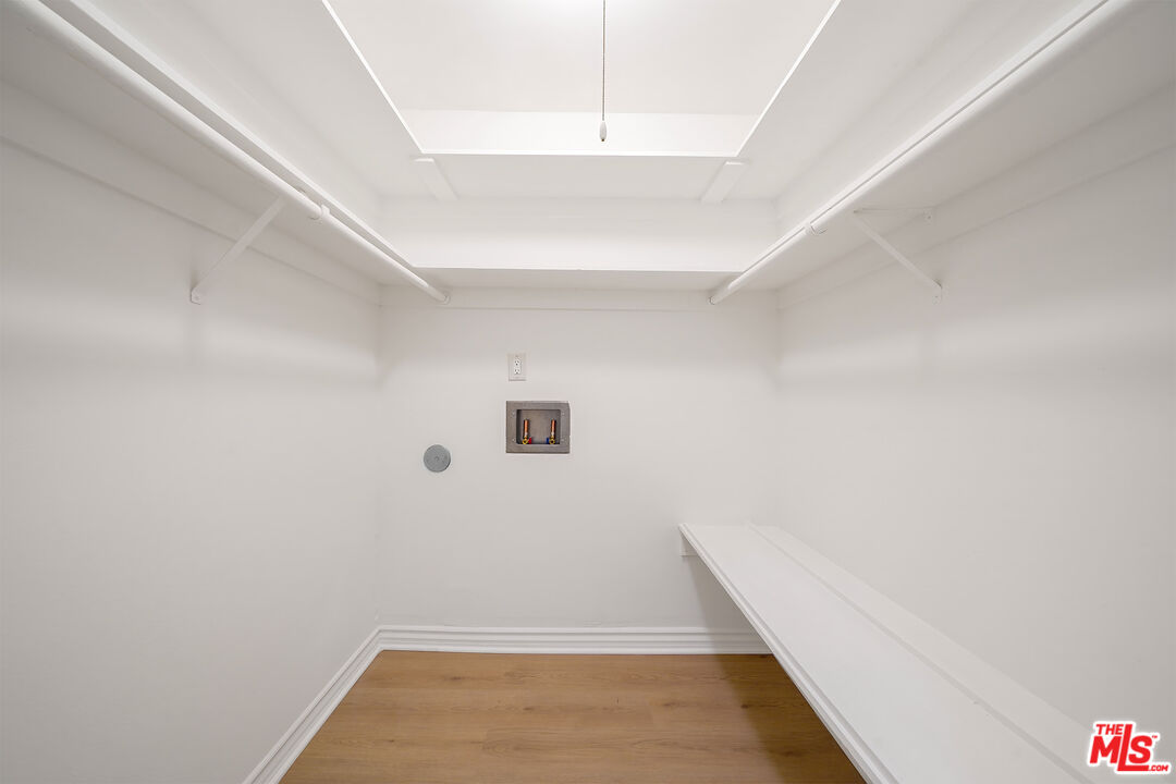 9005 Cynthia St Unit: 103