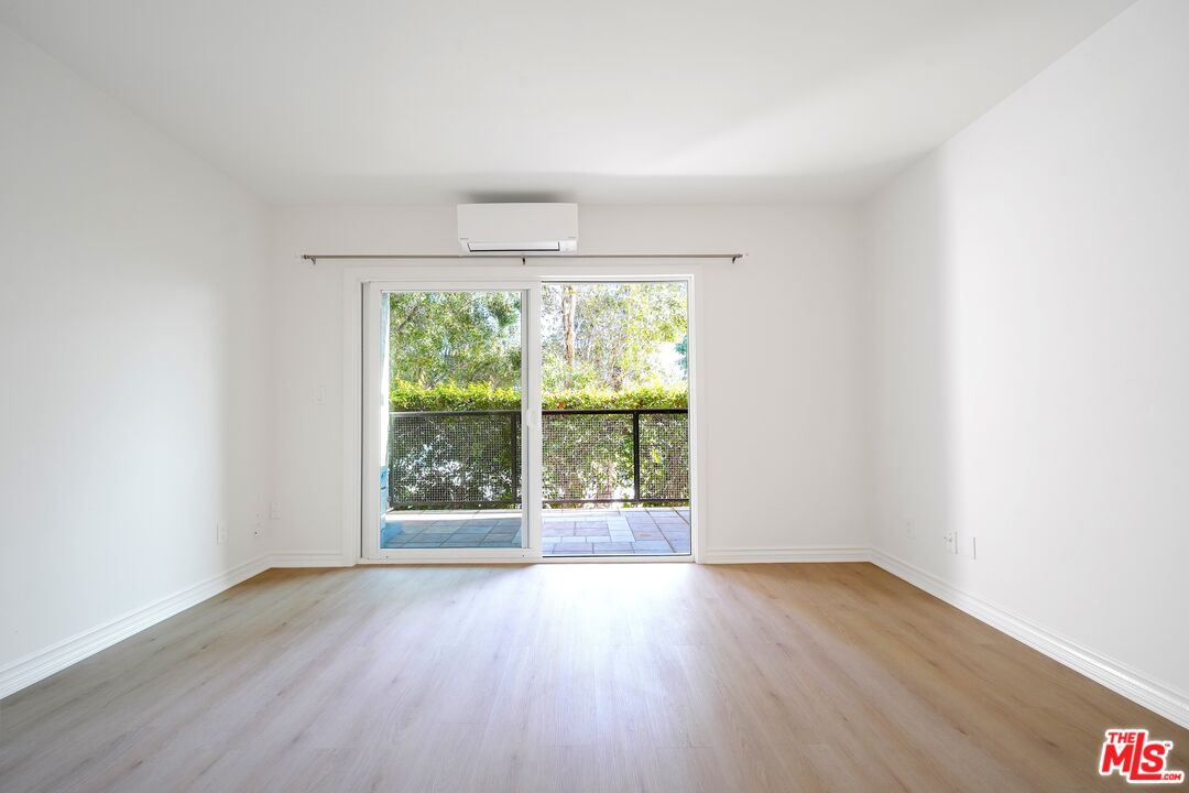 9005 Cynthia St Unit: 103