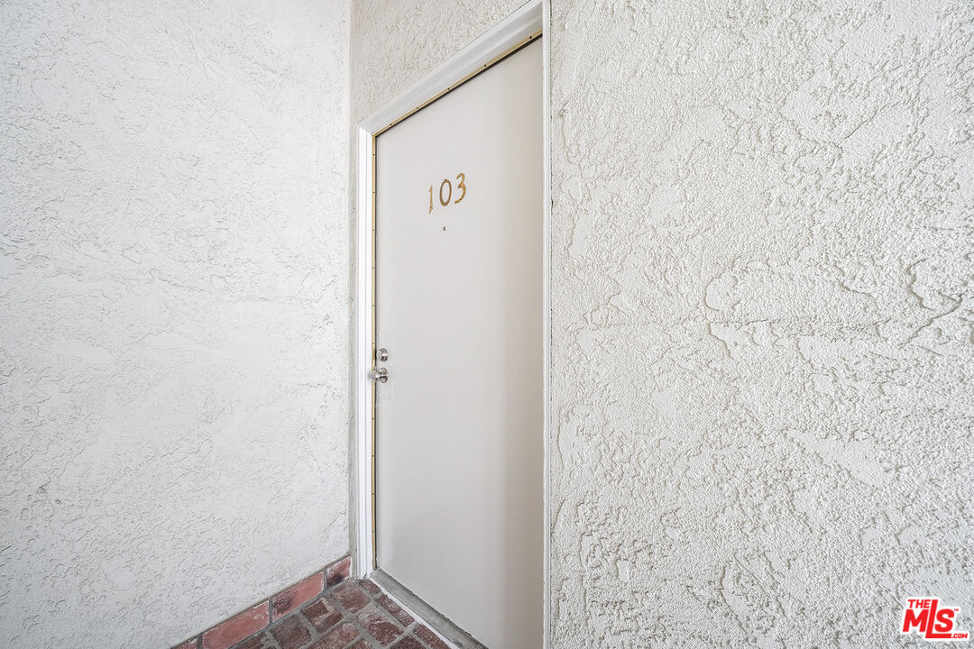 9005 Cynthia St Unit: 103