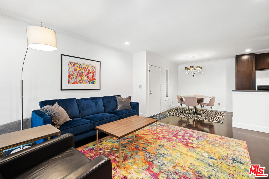 9005 Cynthia St Unit: 208