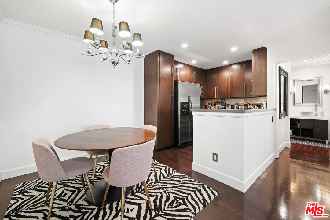 9005 Cynthia St Unit: 208