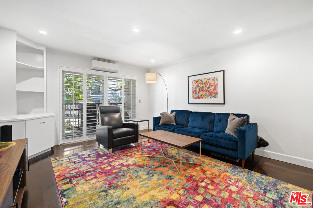 9005 Cynthia St Unit: 208