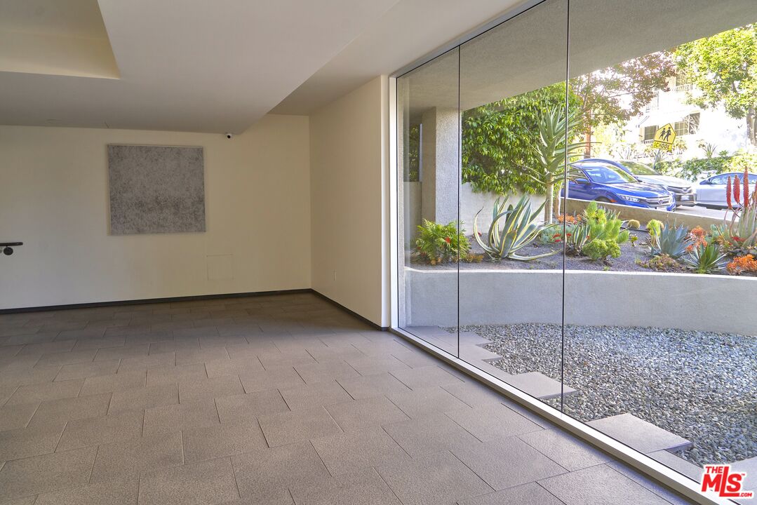 9005 Cynthia St Unit: 208