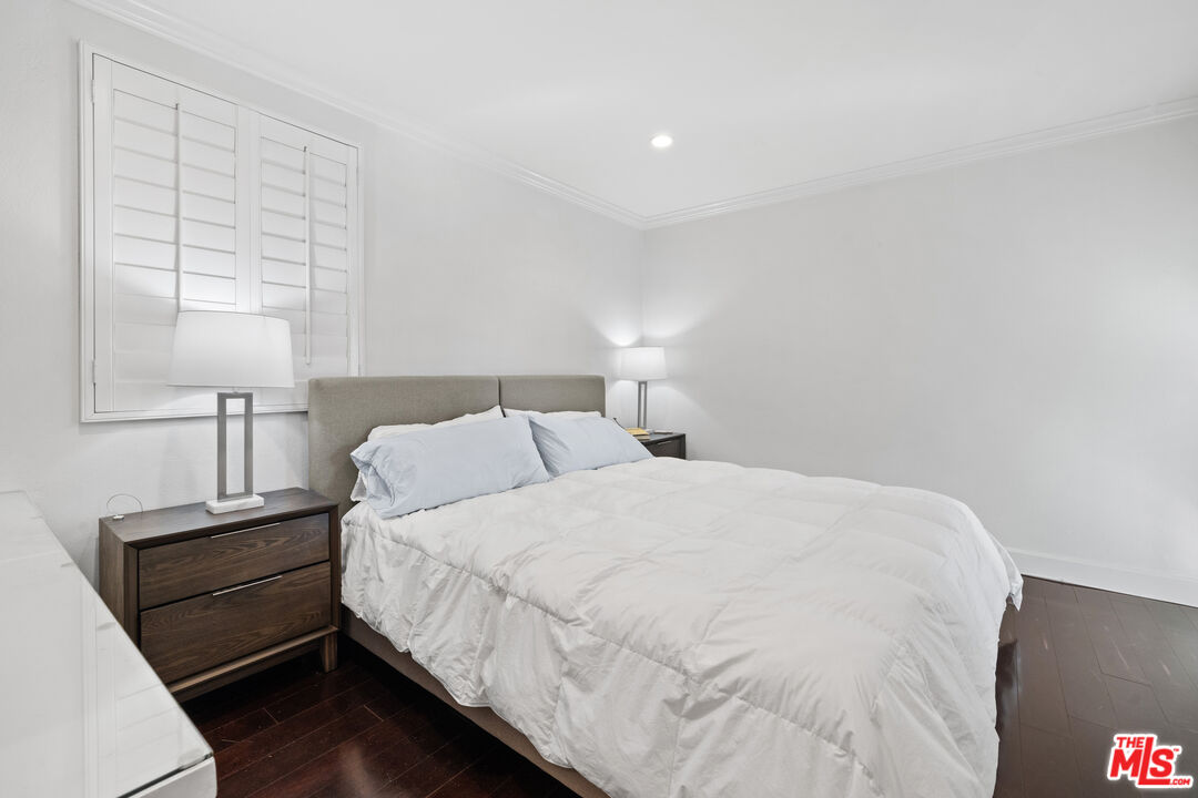 9005 Cynthia St Unit: 208