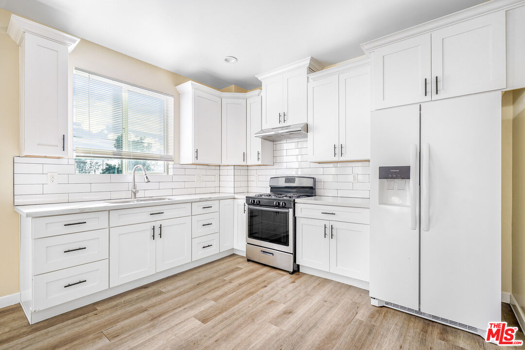 1002 E 33rd St Unit: 3