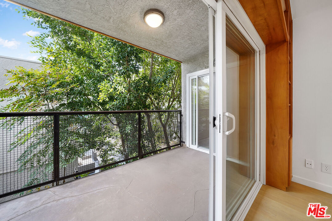 9005 Cynthia St Unit: 216