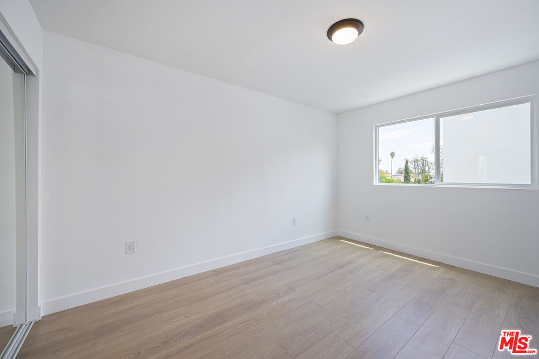 7306 Independence Ave